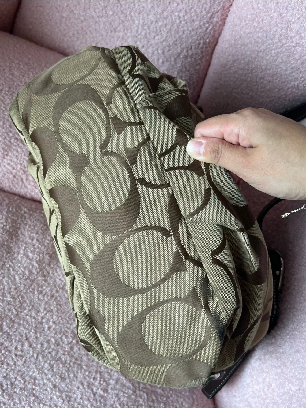 Coach Signature Hobo Shoulder / Crossbody Bag